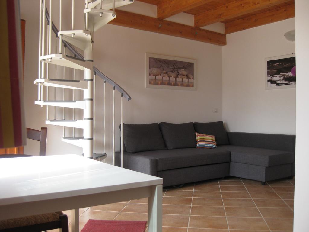 La Collina Di Peppino Bed and Breakfast Trasacco Rum bild