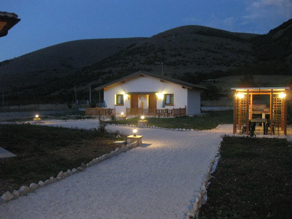 La Collina Di Peppino Bed and Breakfast Trasacco Exteriör bild