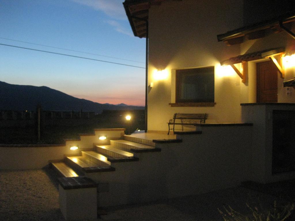 La Collina Di Peppino Bed and Breakfast Trasacco Exteriör bild