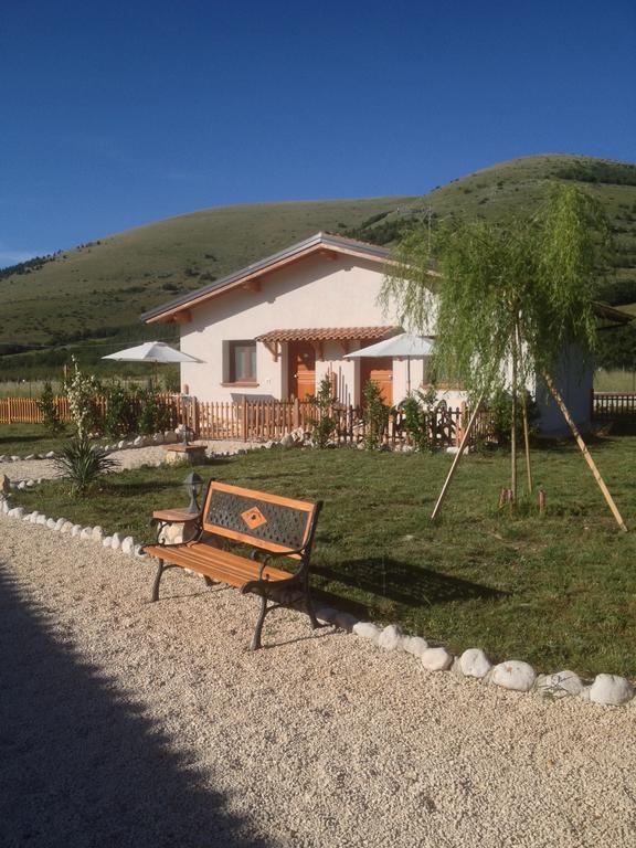 La Collina Di Peppino Bed and Breakfast Trasacco Exteriör bild